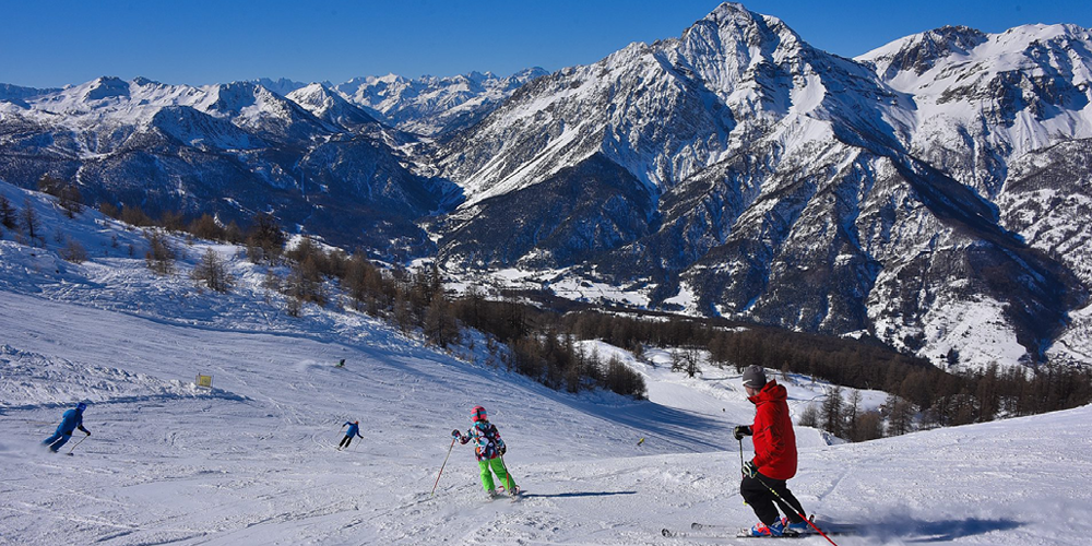 Scopri di più sull'articolo Ski Resorts